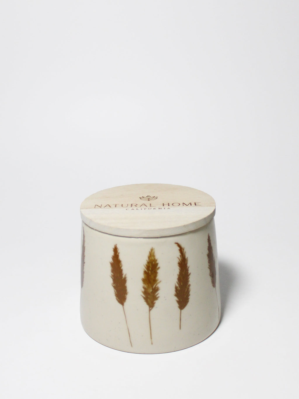 Signature Amber & Fig Natural Home 7 oz scented candle