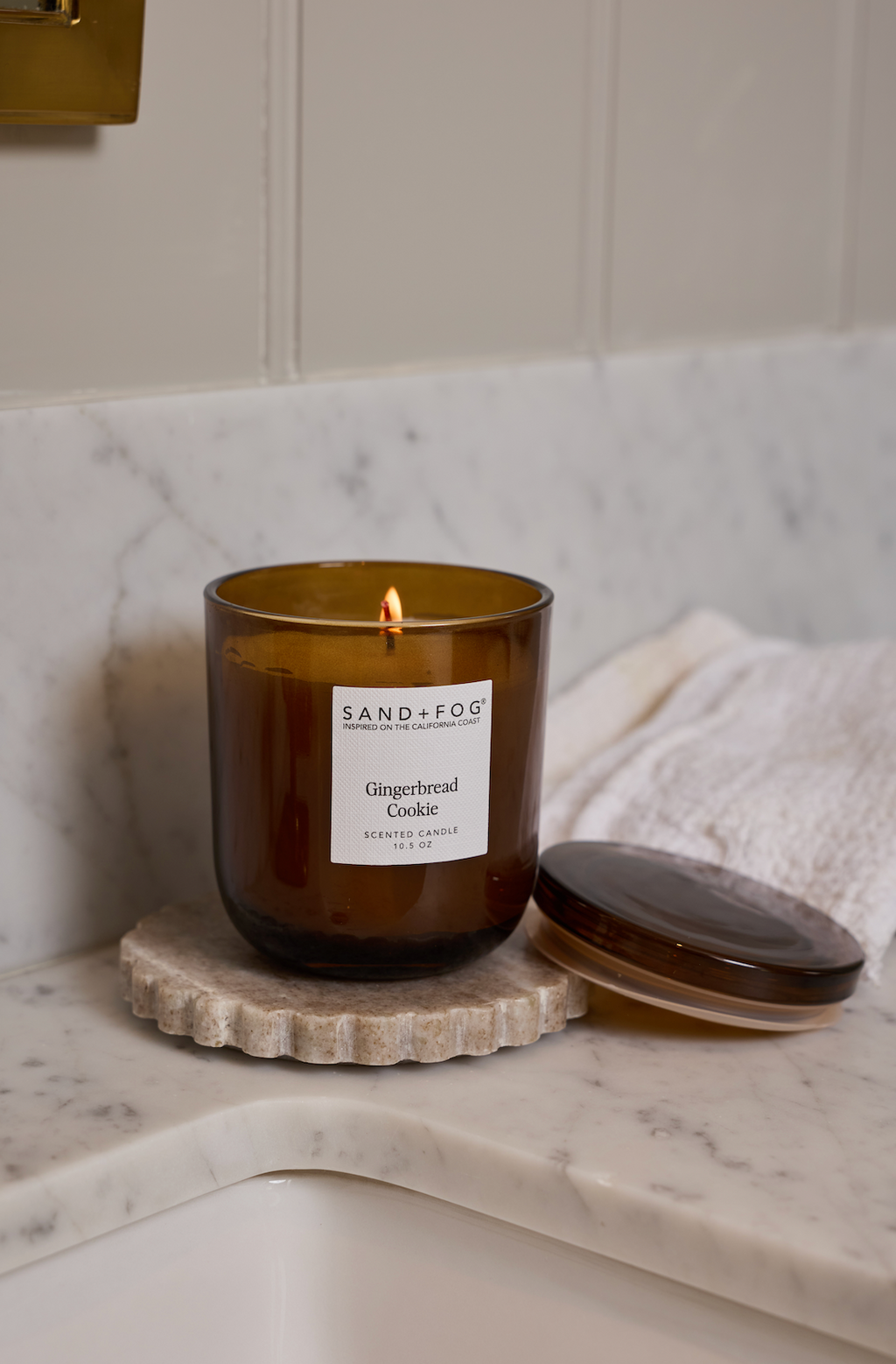 Signature Gingerbread Cookie 10.5 oz scented candle